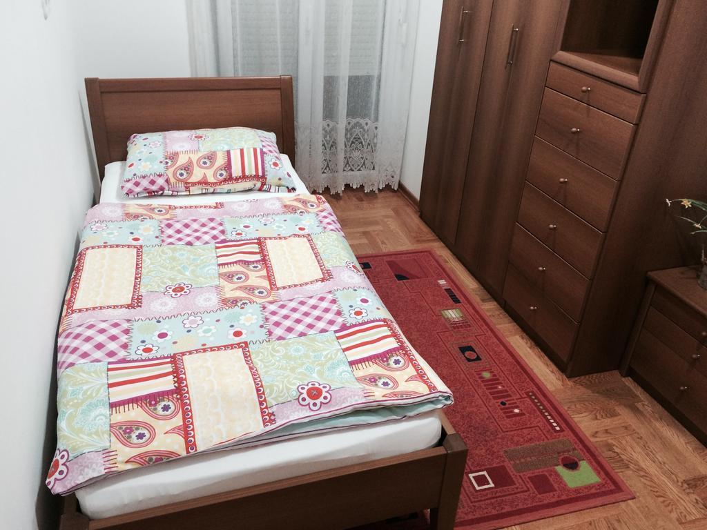 Guest House Seperic Jastrebarsko Εξωτερικό φωτογραφία